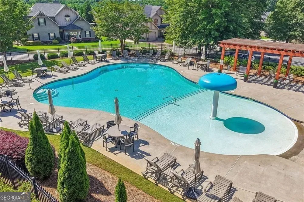 1650 Horseshoe Creek LN Cumming, GA 30041