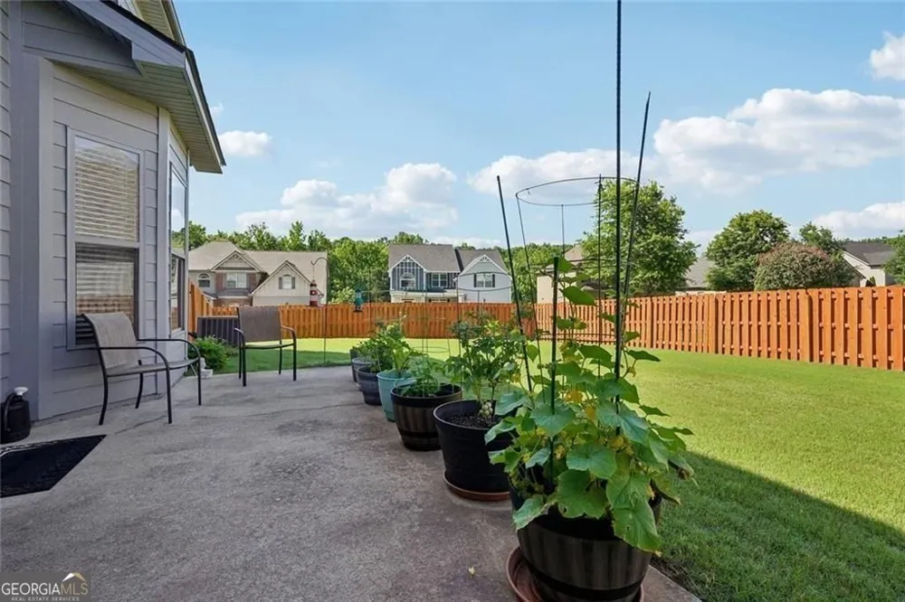 1650 Horseshoe Creek LN Cumming, GA 30041