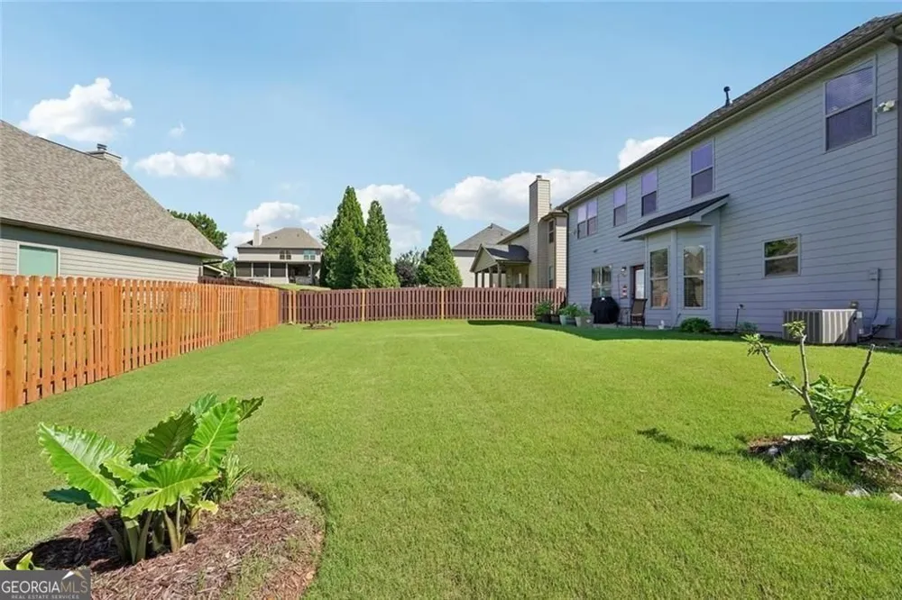 1650 Horseshoe Creek LN Cumming, GA 30041
