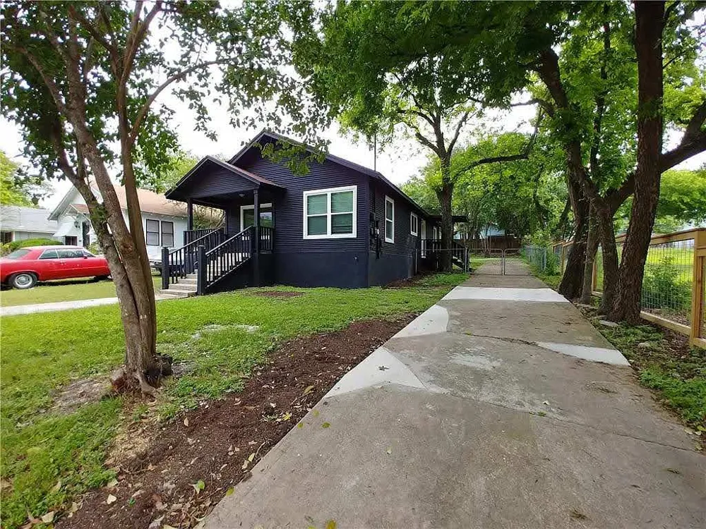 1705 Singleton Avenue Austin, TX 78702