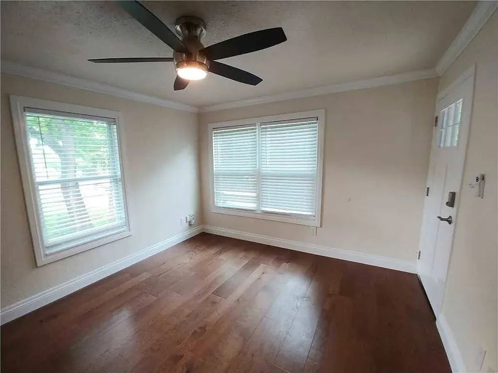1705 Singleton Avenue Austin, TX 78702