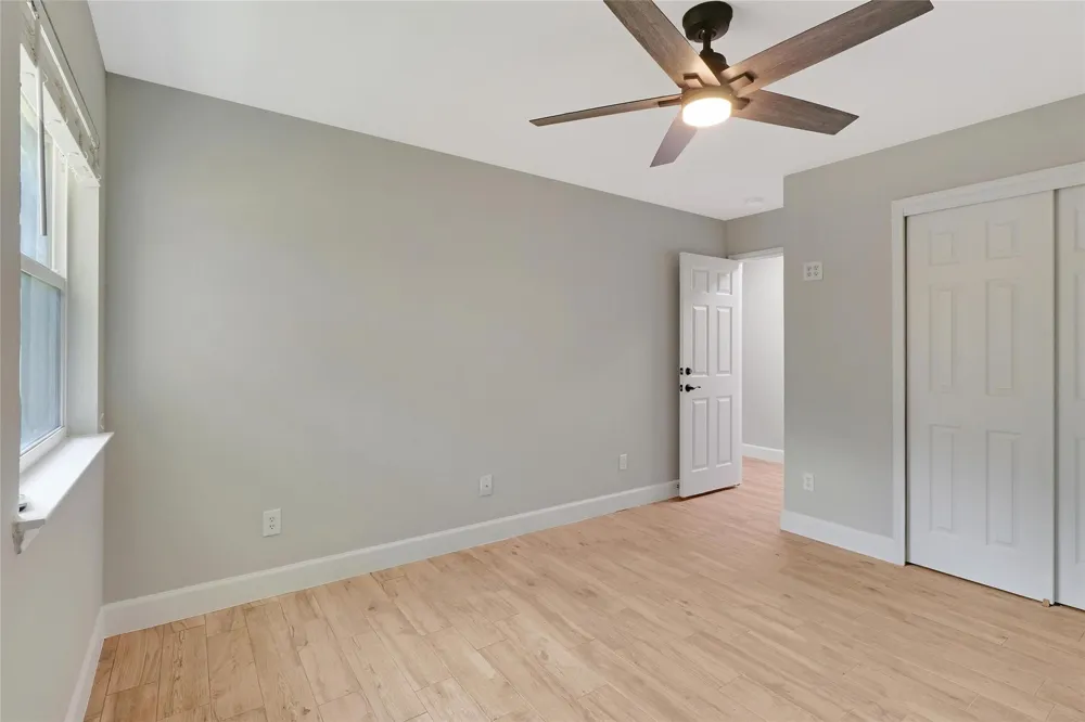 305 Dayna Cove Leander, TX 78641
