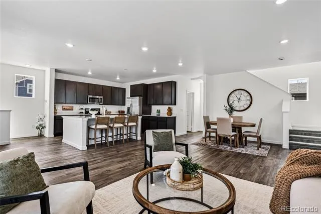 1949 S Fultondale Way Aurora, CO 80018