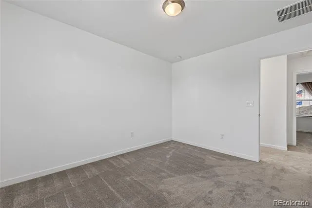 1949 S Fultondale Way Aurora, CO 80018