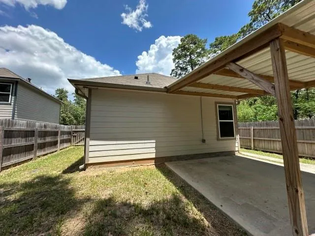 28617 Rantoul Court Huntsville, TX 77320