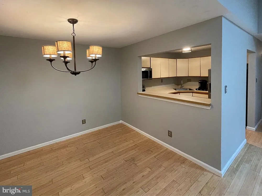 37 LE FORGE COURT #37 Chesterbrook, PA 19087