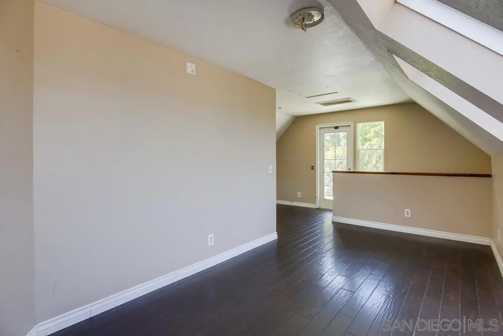 324 Patrick Dr El Cajon, CA 92019