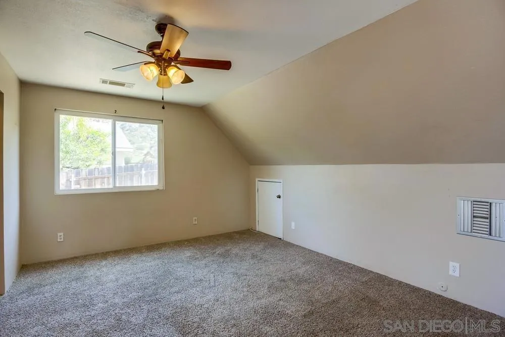324 Patrick Dr El Cajon, CA 92019