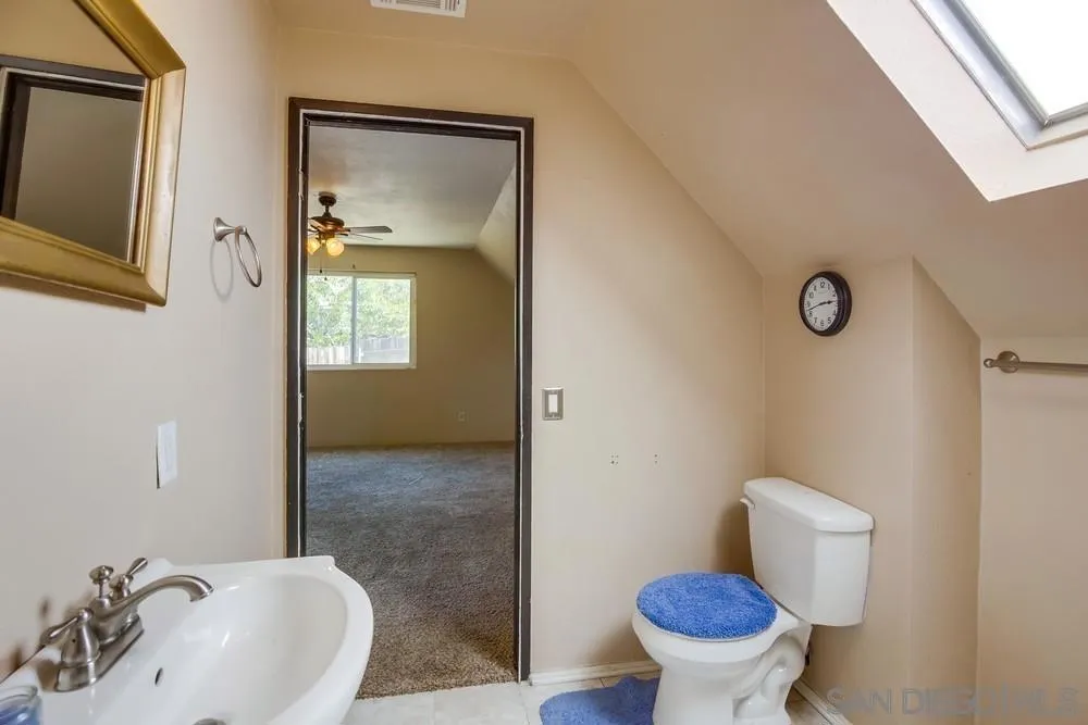 324 Patrick Dr El Cajon, CA 92019