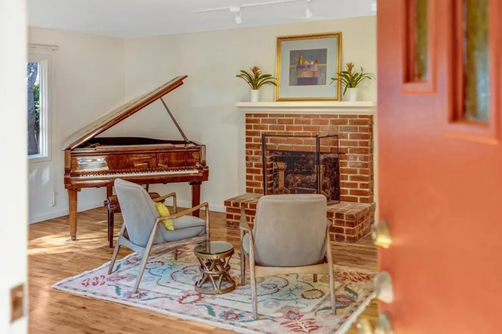 642 Cypress Street Monterey, CA 93940
