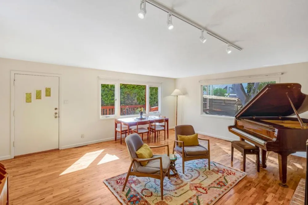 642 Cypress Street Monterey, CA 93940