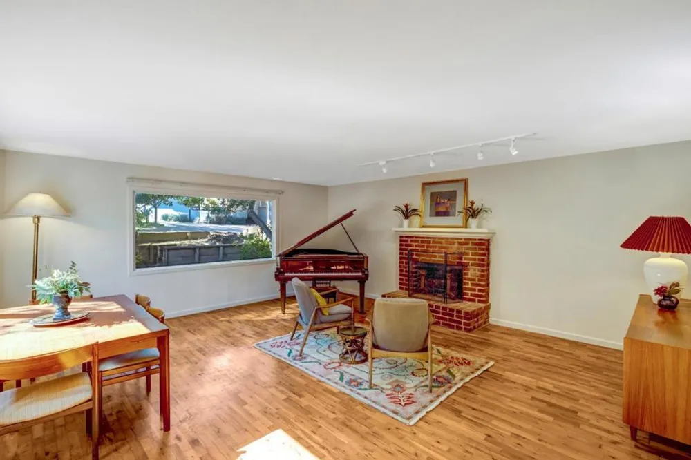 642 Cypress Street Monterey, CA 93940