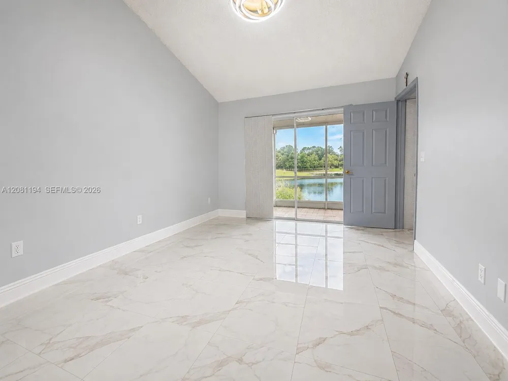 6100 Bear Creek Ct Lake Worth, FL 33467