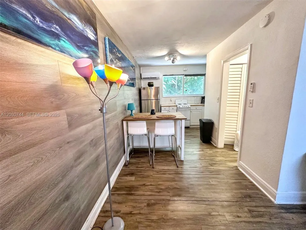 3071 SW 27th Ave #19 Miami, FL 33133