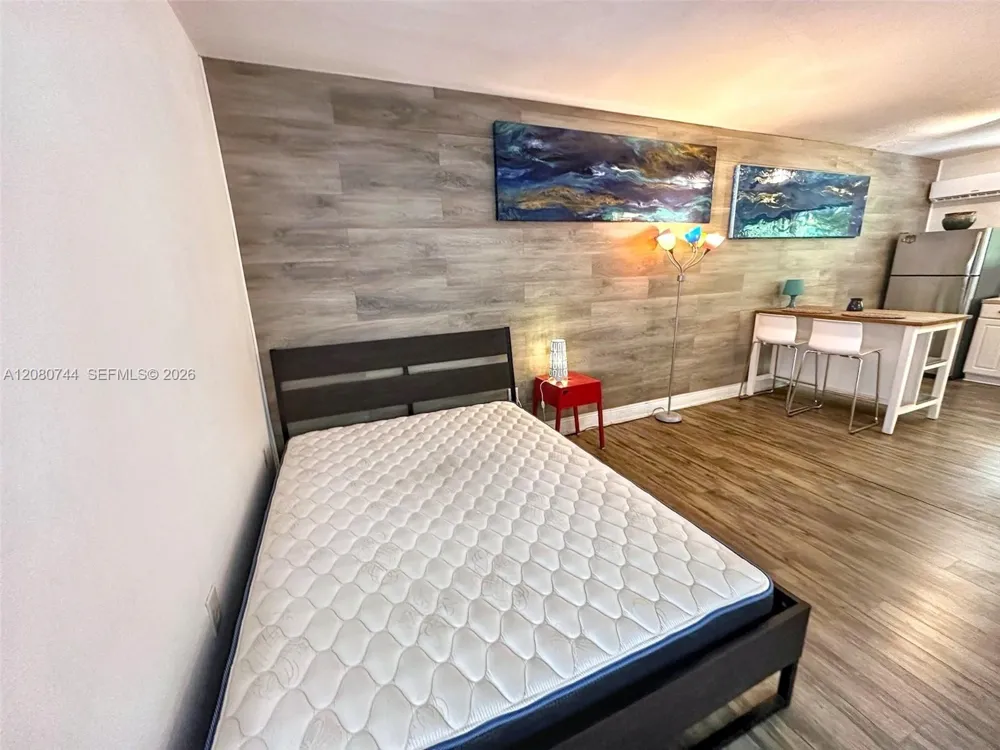 3071 SW 27th Ave #19 Miami, FL 33133
