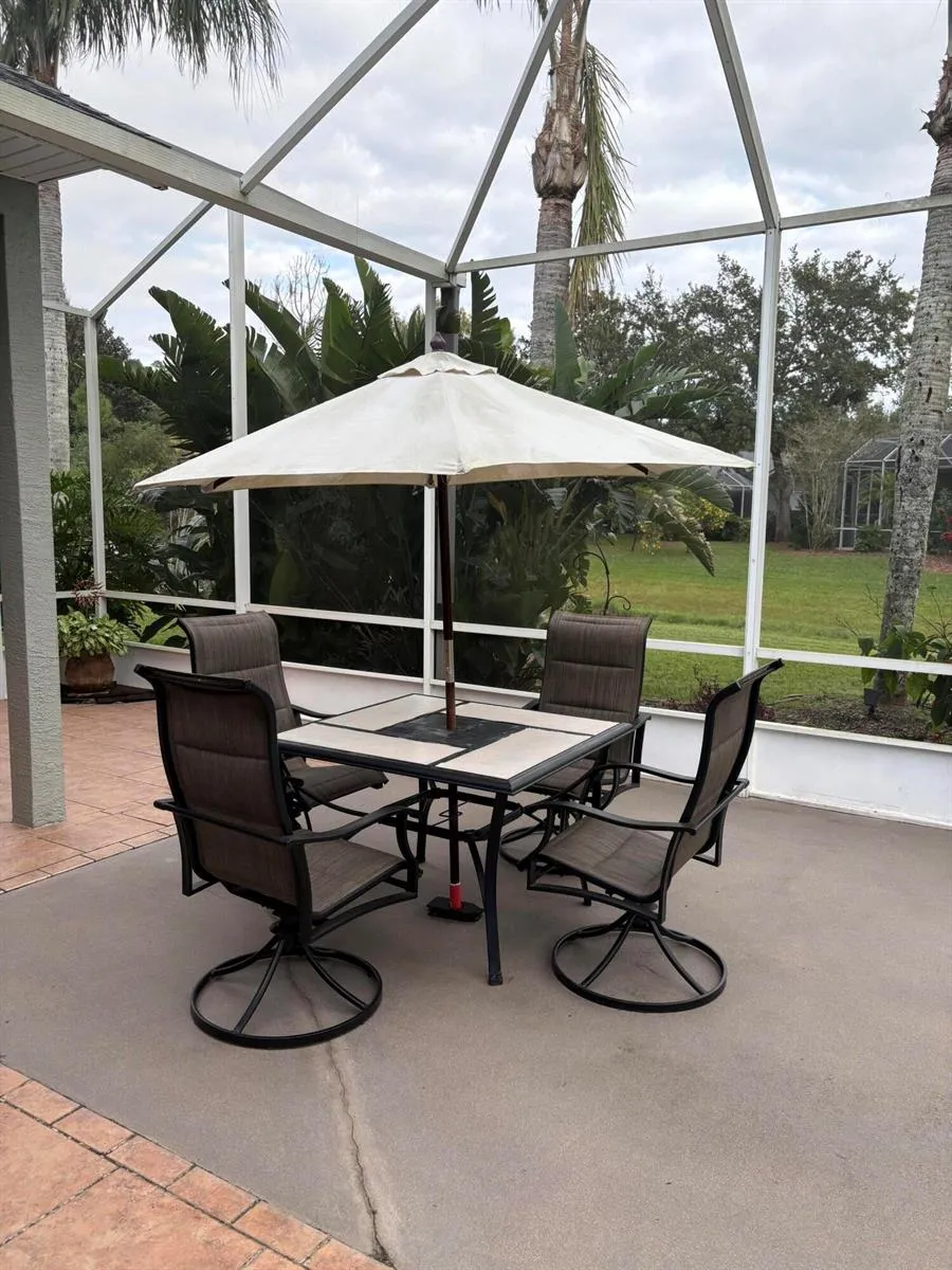 8 TROPIC LAKE WAY Ormond Beach, FL 32174