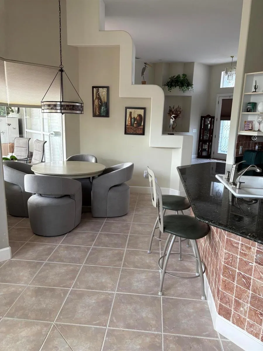 8 TROPIC LAKE WAY Ormond Beach, FL 32174