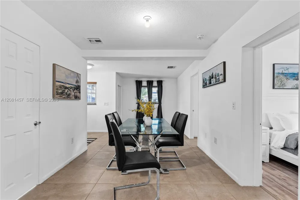 1430 NE 11th St #1430 Homestead, FL 33033