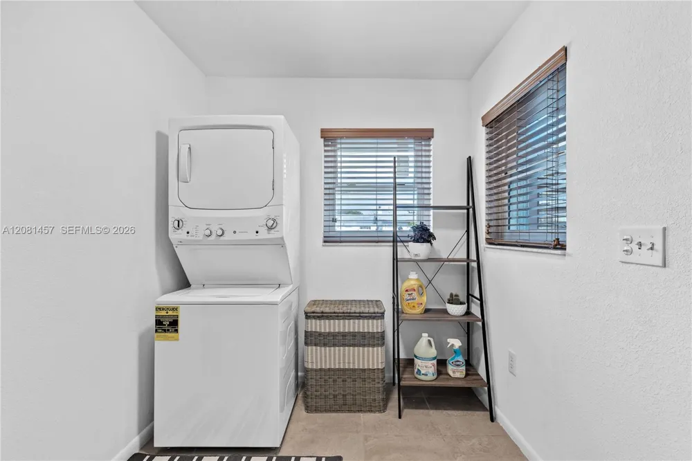 1430 NE 11th St #1430 Homestead, FL 33033