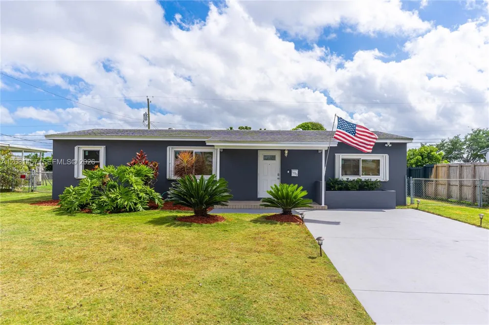 1430 NE 11th St #1430 Homestead, FL 33033