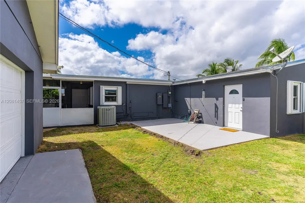 1430 NE 11th St #1430 Homestead, FL 33033
