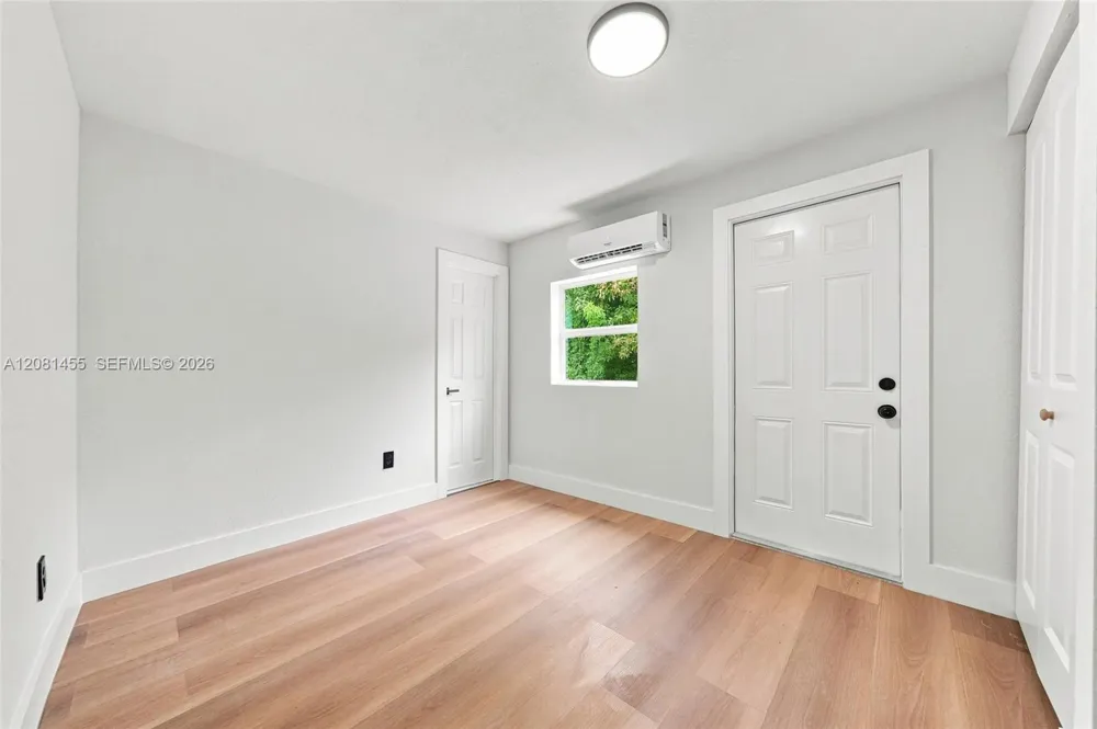 1838 NW 57th St Miami, FL 33142