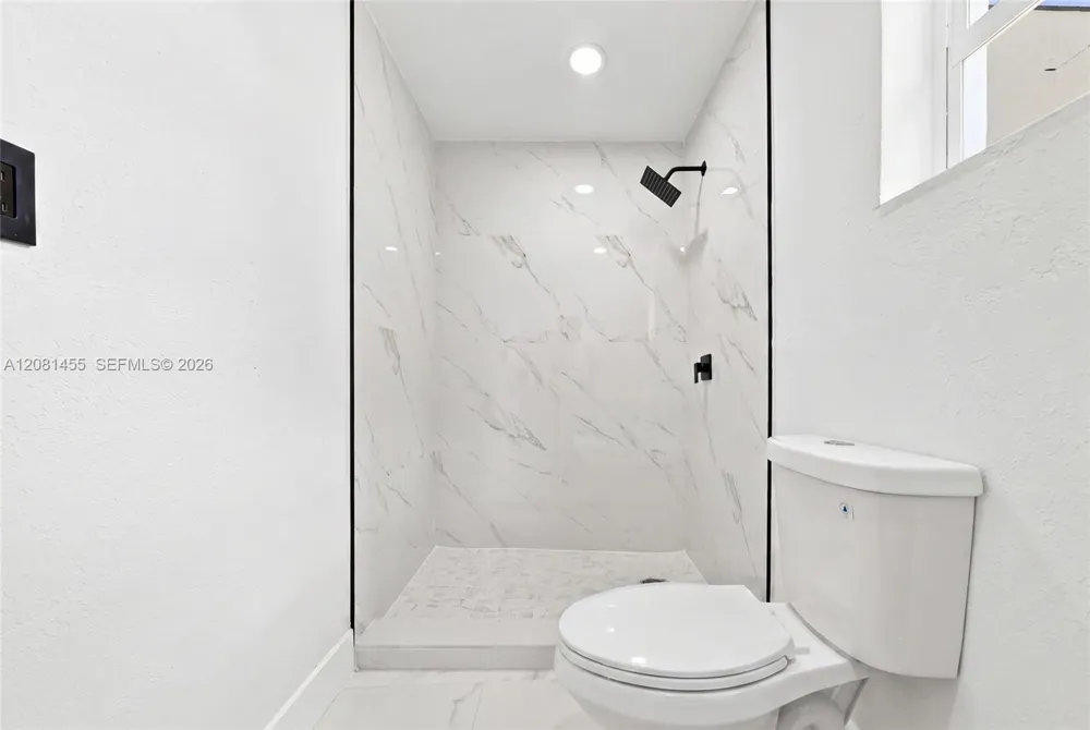 1838 NW 57th St Miami, FL 33142