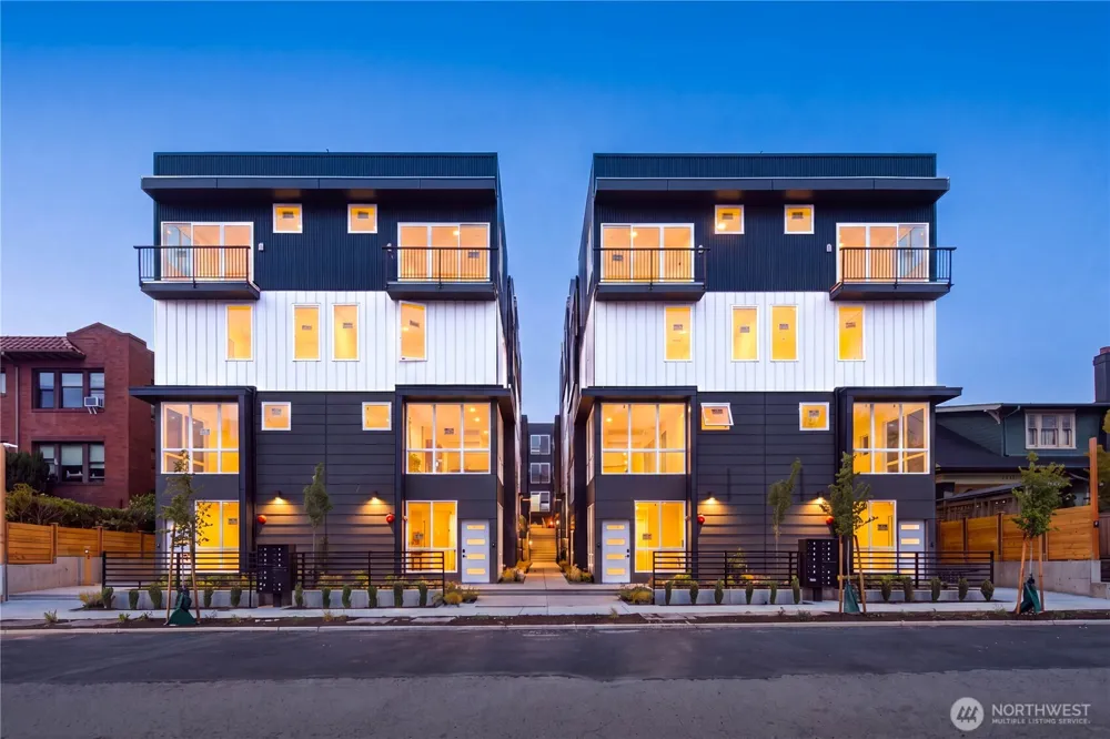 2328 Franklin Avenue E #B Seattle, WA 98102