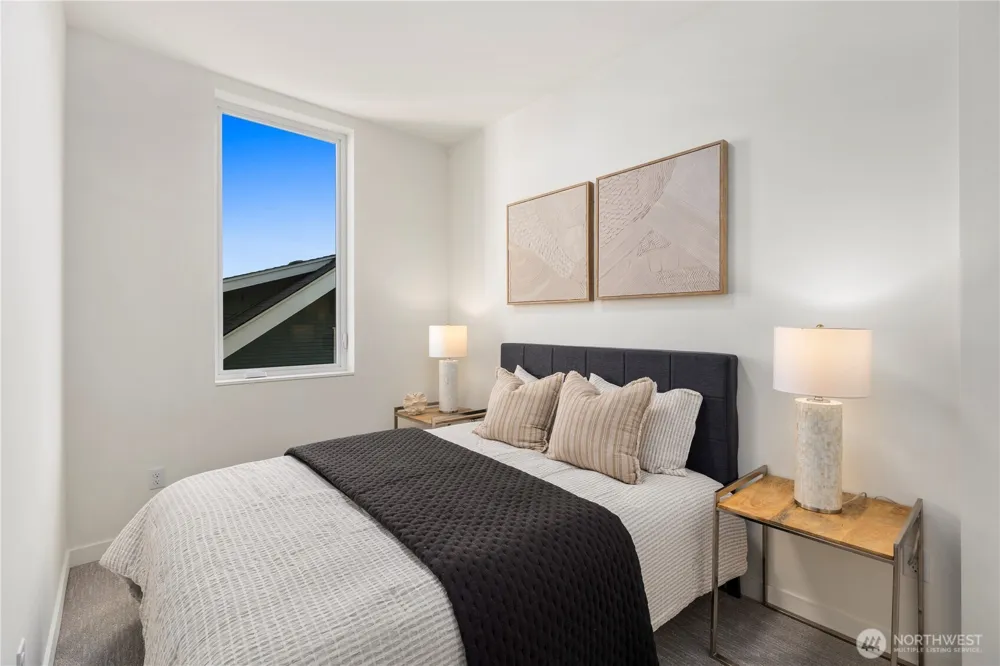 2328 Franklin Avenue E #B Seattle, WA 98102