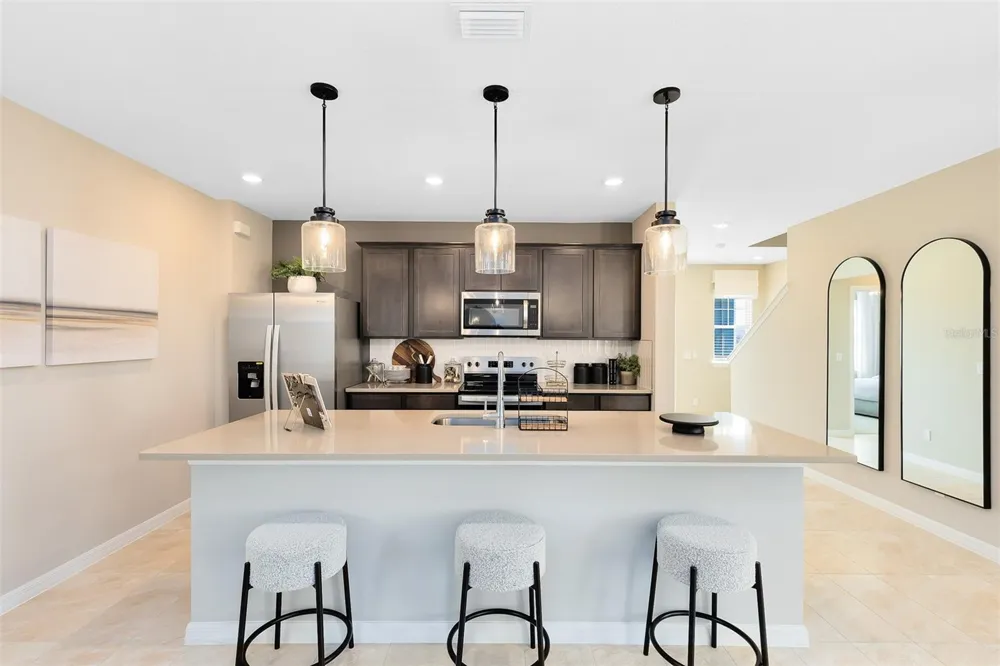 1263 GARDENERS PLACE Orlando, FL 32820