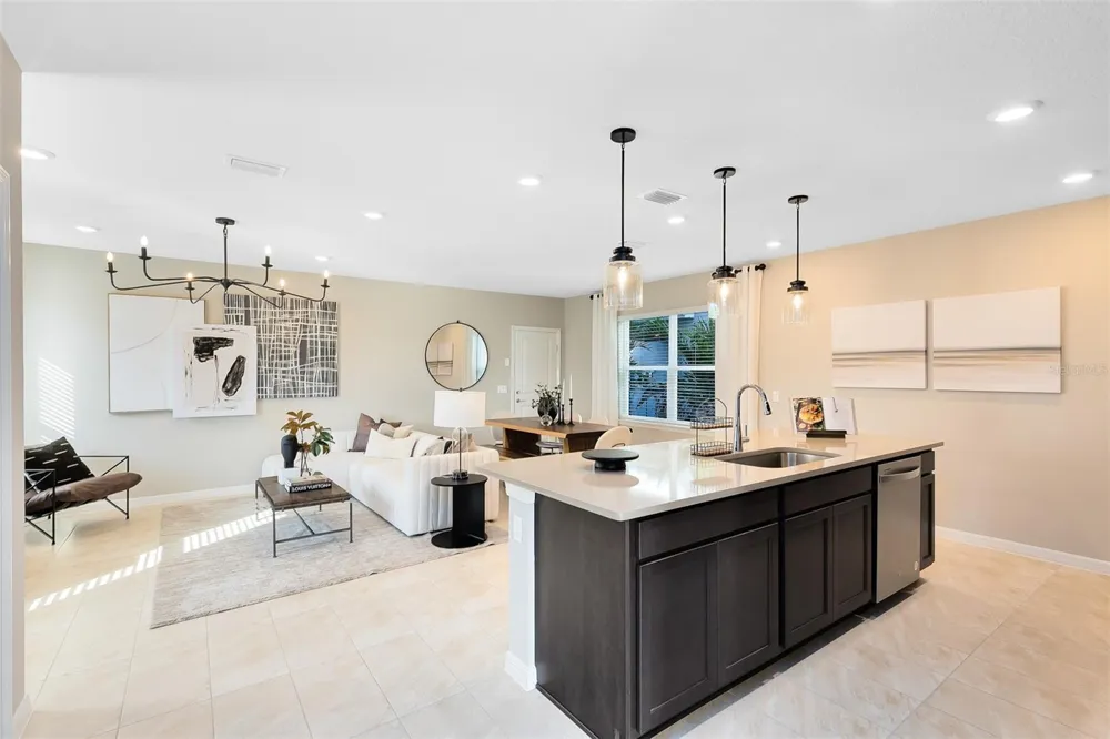 1263 GARDENERS PLACE Orlando, FL 32820