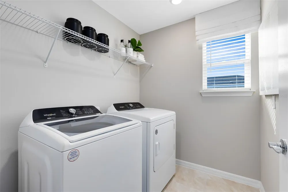1263 GARDENERS PLACE Orlando, FL 32820