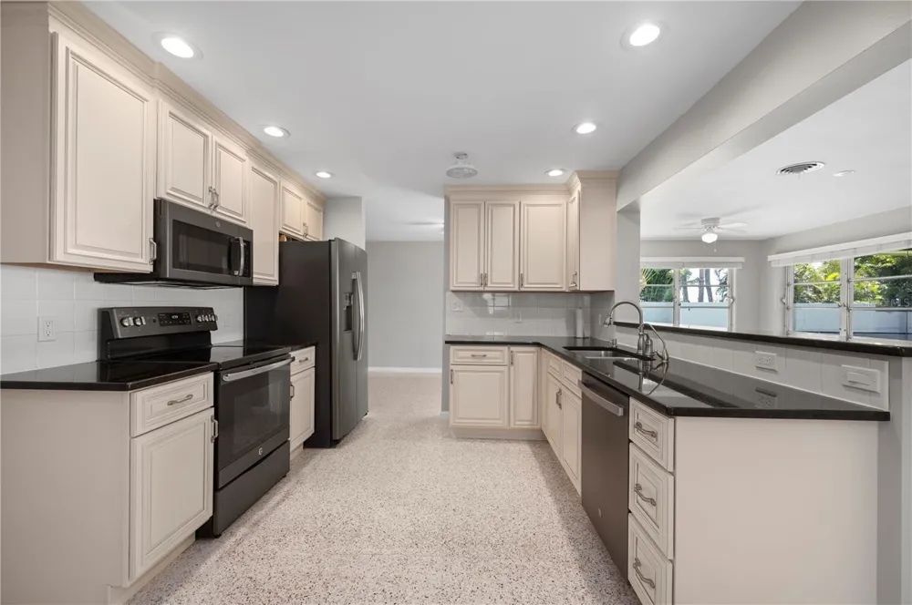 104 NORTHSHORE TERRACE Port Charlotte, FL 33980