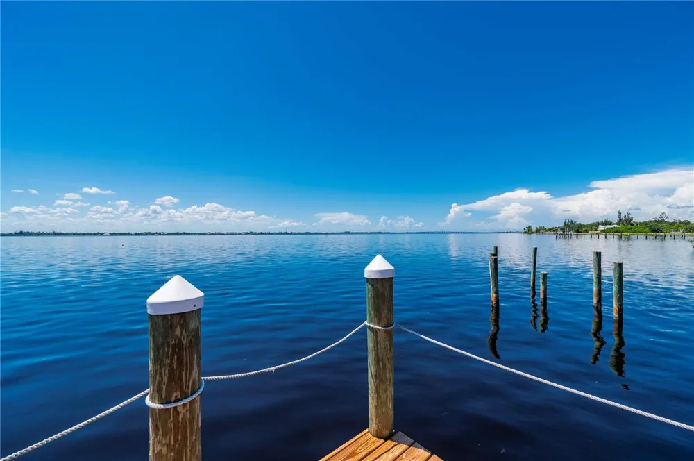 104 NORTHSHORE TERRACE Port Charlotte, FL 33980