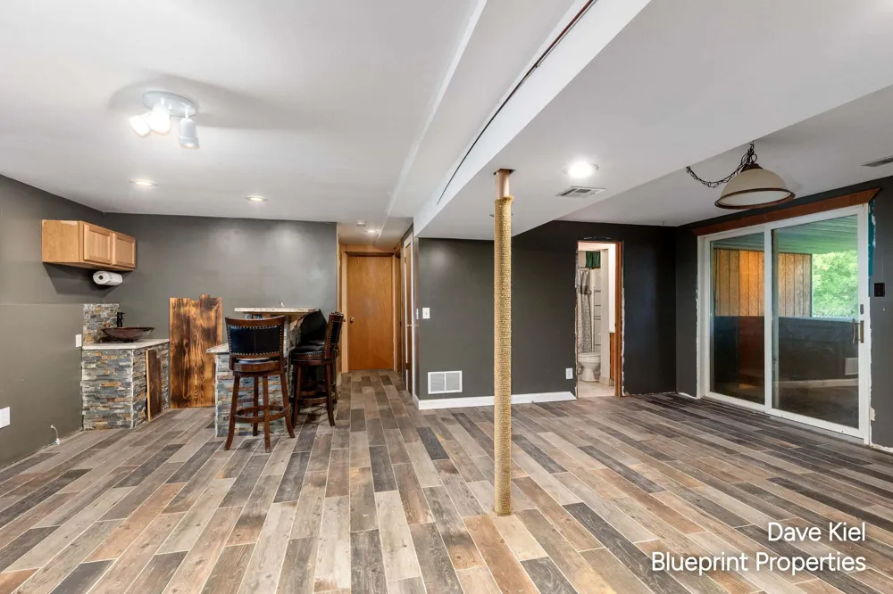 131 Manor Drive Middleville Village, MI 49333