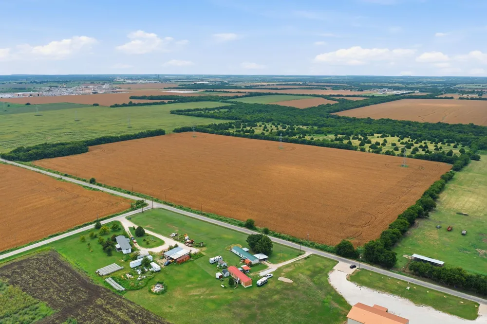 10935 County Road 109 Alvarado, TX 76009