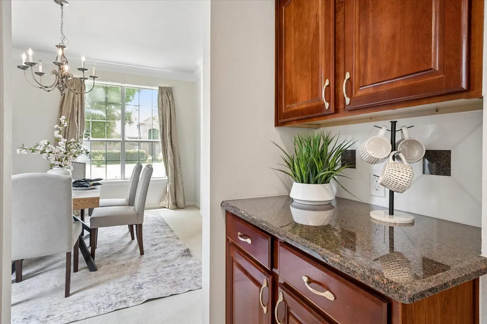 2209 Windy Ridge Court Plano, TX 75025