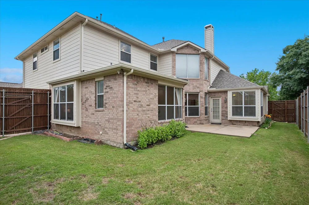 2209 Windy Ridge Court Plano, TX 75025