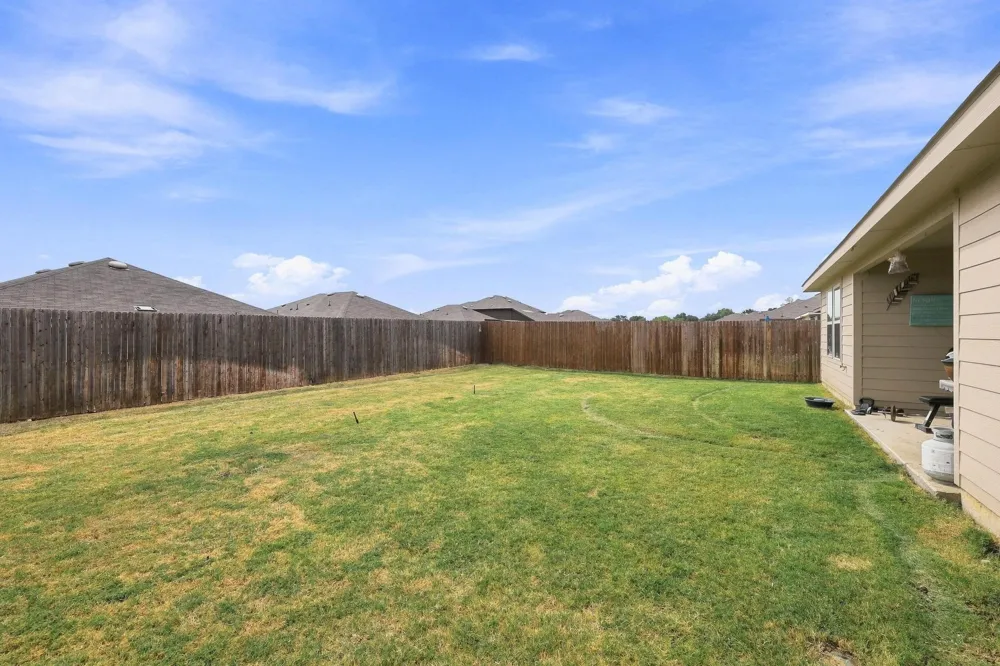 2908 Royal Acres Denton, TX 76209