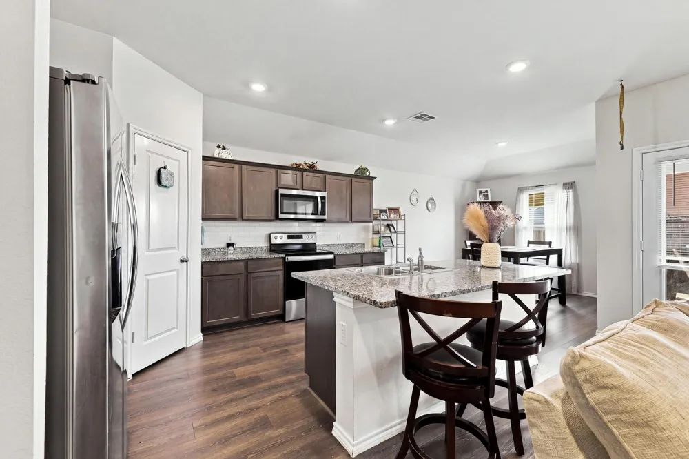 2908 Royal Acres Denton, TX 76209
