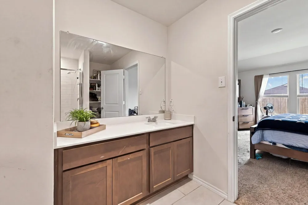 2908 Royal Acres Denton, TX 76209