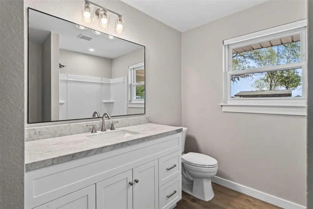 161 Tomlinson Road #1 & 3 Granbury, TX 76049