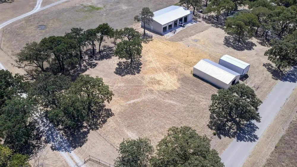 161 Tomlinson Road #1 & 3 Granbury, TX 76049