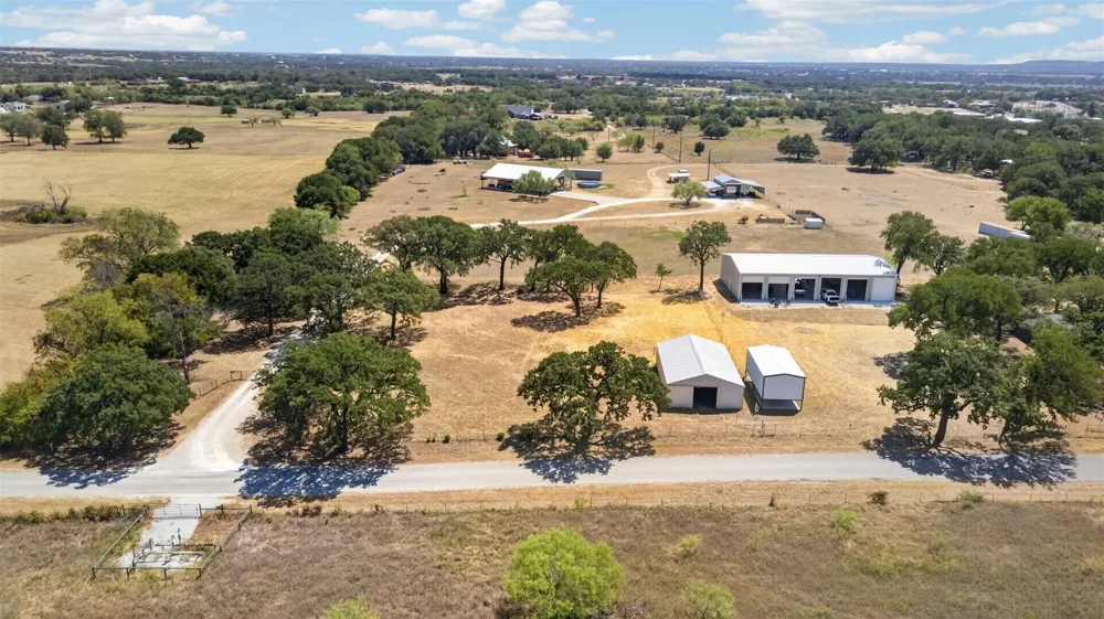 161 Tomlinson Road #1 & 3 Granbury, TX 76049