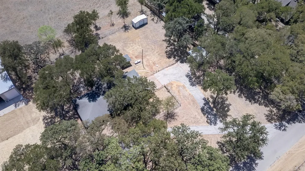 161 Tomlinson Road #1 & 3 Granbury, TX 76049