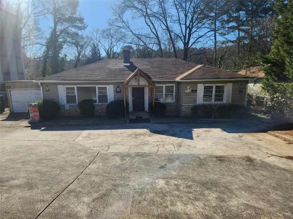 1909 Flat Shoals Road SE Atlanta, GA 30316