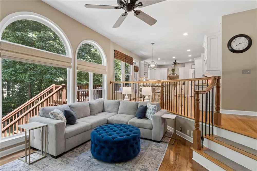 3090 Salisbury Drive Alpharetta, GA 30004