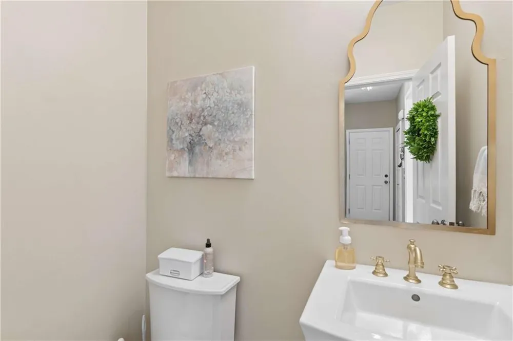 3090 Salisbury Drive Alpharetta, GA 30004