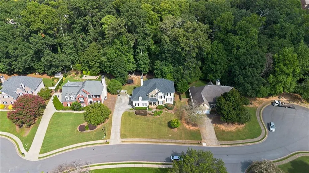 3090 Salisbury Drive Alpharetta, GA 30004
