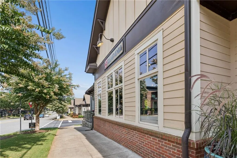 3090 Salisbury Drive Alpharetta, GA 30004